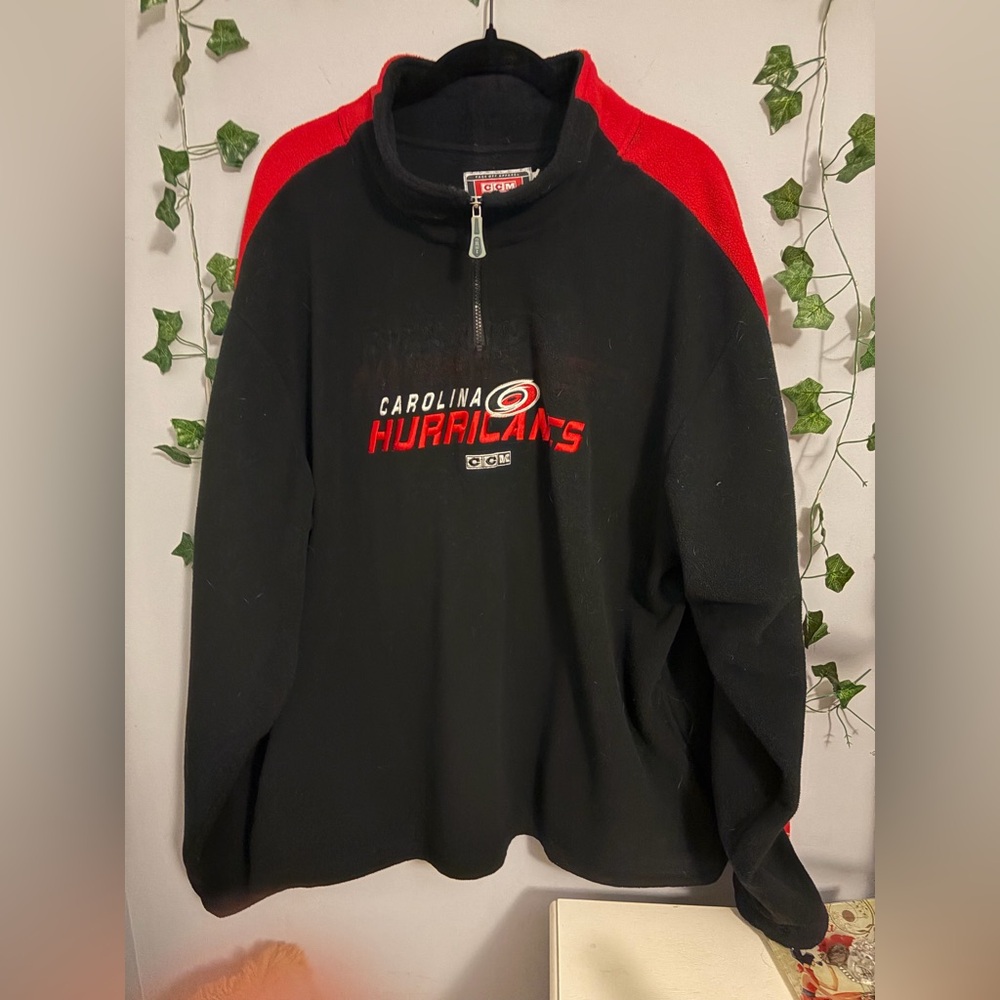 Men’s CCM Hockey NHL Carolina Hurricanes Fleece Sweatshirt Size XL